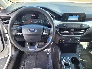 Ford Escape 2022 S 4dr SUV