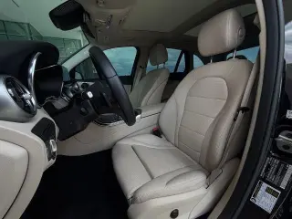 Mercedes-Benz GLC 2022 GLC 300 4dr SUV