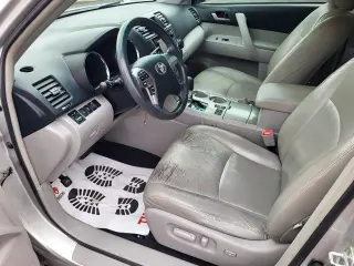 Toyota Highlander 2013 Base 4dr SUV (2.7L l4)