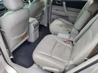 Toyota Highlander 2013 Base 4dr SUV (2.7L l4)