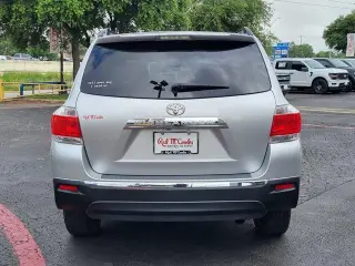 Toyota Highlander 2013 Base 4dr SUV (2.7L l4)