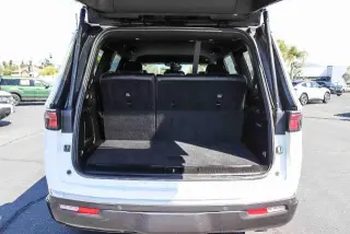 Jeep Wagoneer 2022 4x4 Series III 4dr SUV