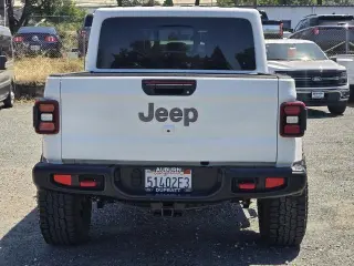 Jeep Gladiator 2021 4x4 Rubicon 4dr Crew Cab 5.0 ft. SB