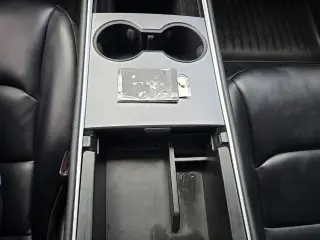 Tesla Model 3 2023 4dr Sedan