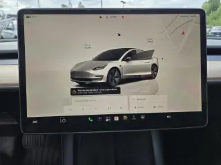 Tesla Model 3 2023 4dr Sedan