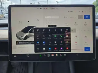 Tesla Model 3 2023 4dr Sedan