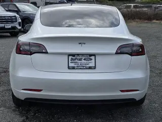 Tesla Model 3 2023 4dr Sedan
