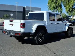 Jeep Gladiator 2022 4x4 Mojave 4dr Crew Cab 5.0 ft. SB
