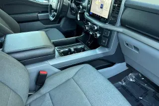 Ford F-150 2025 4x4 XLT 4dr SuperCrew 5.5 ft. SB