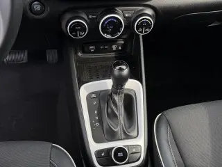 Hyundai KONA 2024 SEL 4dr Crossover