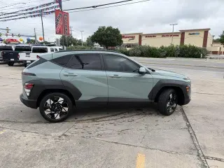 Hyundai KONA 2024 SEL 4dr Crossover