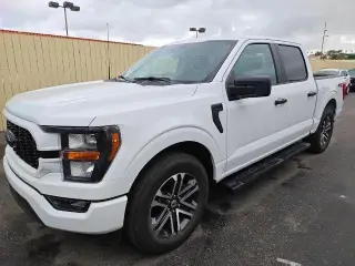 Ford F-150 2023 4x2 XL 4dr SuperCrew 5.5 ft. SB