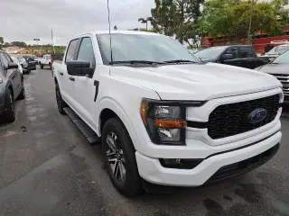Ford F-150 2023 4x2 XL 4dr SuperCrew 5.5 ft. SB