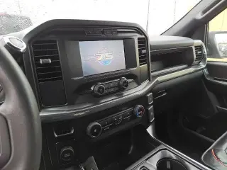 Ford F-150 2023 4x2 XL 4dr SuperCrew 5.5 ft. SB