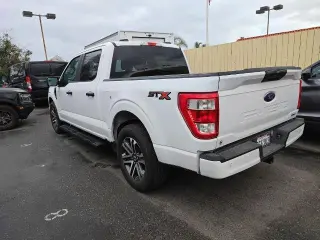 Ford F-150 2023 4x2 XL 4dr SuperCrew 5.5 ft. SB