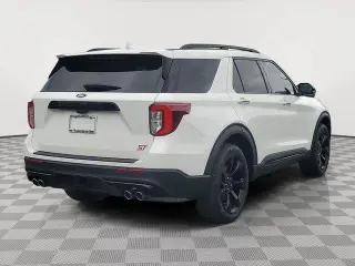 Ford Explorer 2024 AWD ST 4dr SUV