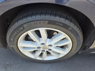 Toyota Avalon 2015 XLE 4dr Sedan