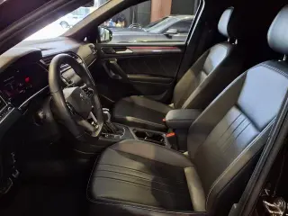 Volkswagen Tiguan 2023 SE R-Line Black 4dr SUV
