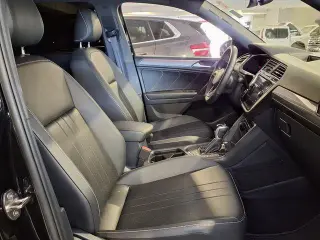 Volkswagen Tiguan 2023 SE R-Line Black 4dr SUV