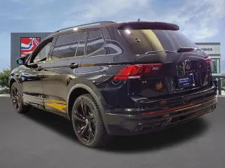 Volkswagen Tiguan 2023 SE R-Line Black 4dr SUV