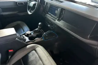Ford Bronco 2022 4x4 Black Diamond 4dr SUV