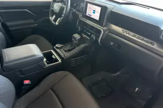 Toyota Tacoma 2024 4x4 SR5 4dr Double Cab 5.0 ft SB