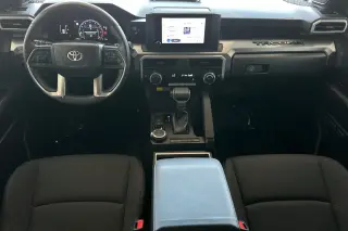 Toyota Tacoma 2024 4x4 SR5 4dr Double Cab 5.0 ft SB