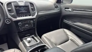 Chrysler 300 2023 Touring L 4dr Sedan