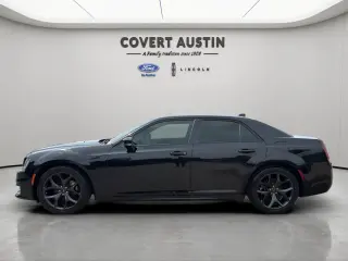 Chrysler 300 2023 Touring L 4dr Sedan