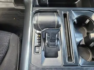 Ford F-150 2023 4x4 XLT 4dr SuperCrew 5.5 ft. SB