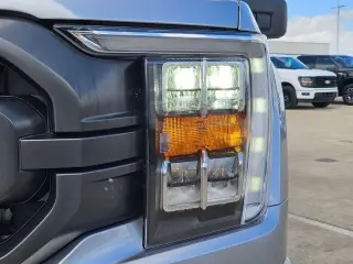 Ford F-150 2023 4x4 XLT 4dr SuperCrew 5.5 ft. SB