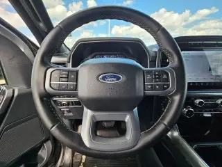 Ford F-150 2023 4x4 XLT 4dr SuperCrew 5.5 ft. SB