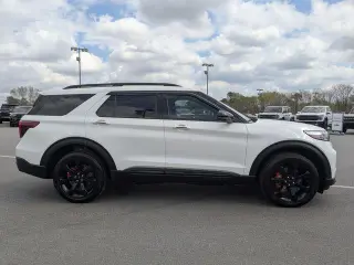 Ford Explorer 2023 AWD ST 4dr SUV