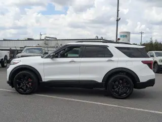Ford Explorer 2023 AWD ST 4dr SUV