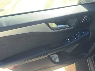 Ford Escape 2024 AWD Platinum 4dr SUV