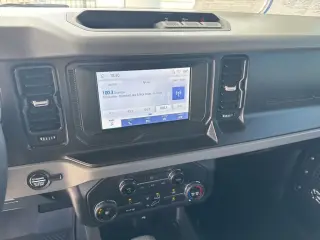 Ford Bronco 2022 4x4 Base 2dr SUV