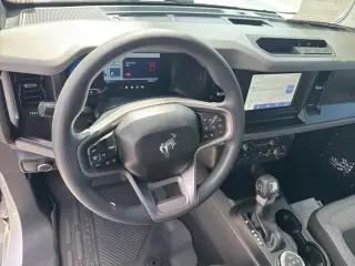 Ford Bronco 2022 4x4 Base 2dr SUV