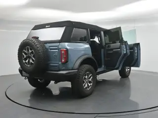 Ford Bronco 2021 4x4 Badlands Advanced 4dr SUV