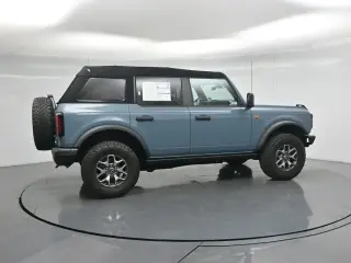 Ford Bronco 2021 4x4 Badlands Advanced 4dr SUV