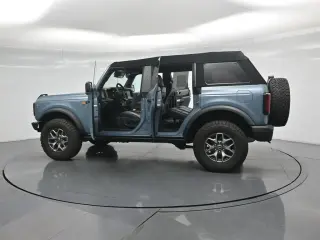 Ford Bronco 2021 4x4 Badlands Advanced 4dr SUV