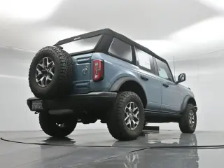 Ford Bronco 2021 4x4 Badlands Advanced 4dr SUV