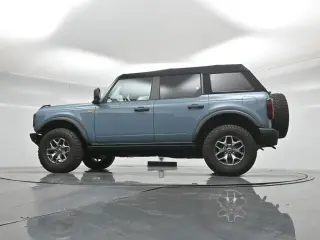Ford Bronco 2021 4x4 Badlands Advanced 4dr SUV