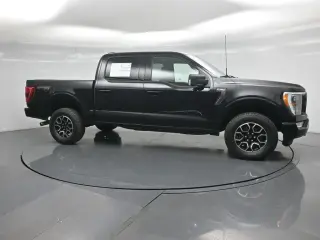 Ford F-150 2023 4x4 XLT 4dr SuperCrew 6.5 ft. SB