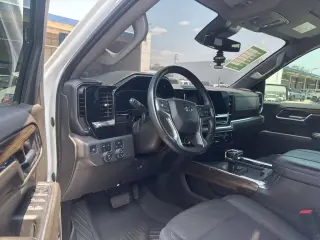 Chevrolet Silverado 1500 2023 4x4 LT Trail Boss 4dr Crew Cab 5.8 ft. SB
