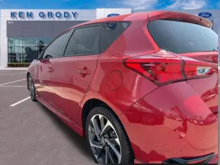 Toyota Corolla iM 2018 4dr Hatchback CVT