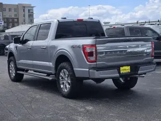 Ford F-150 2022 4x4 Platinum 4dr SuperCrew 5.5 ft. SB