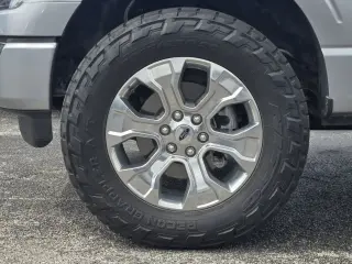 Ford F-150 2022 4x4 Platinum 4dr SuperCrew 5.5 ft. SB