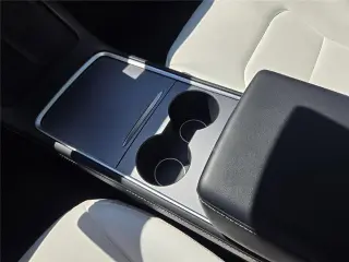 Tesla Model 3 2022 AWD Long Range 4dr Sedan