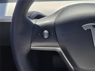 Tesla Model 3 2022 AWD Long Range 4dr Sedan