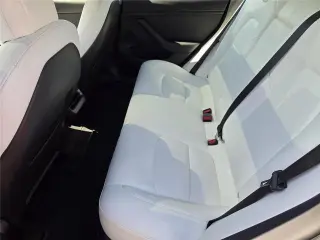 Tesla Model 3 2022 AWD Long Range 4dr Sedan
